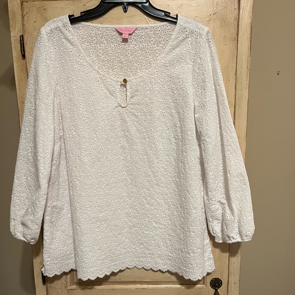 Eyelet Lilly Pulitzer Top. Size XLarge